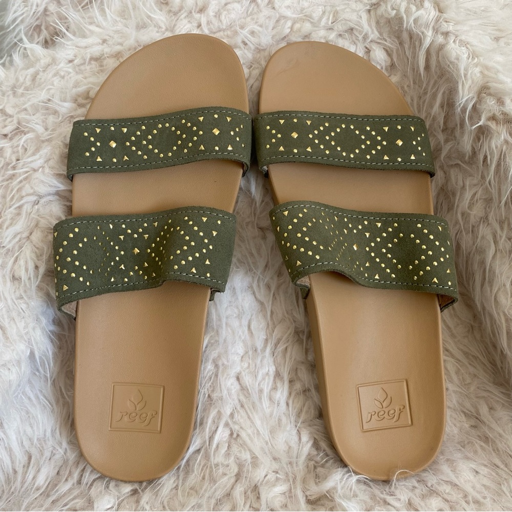 NWOT REEF  Cushion Vista Studded Slide Sandals Olive Green Gold Studs Size 7 - Picture 2 of 9